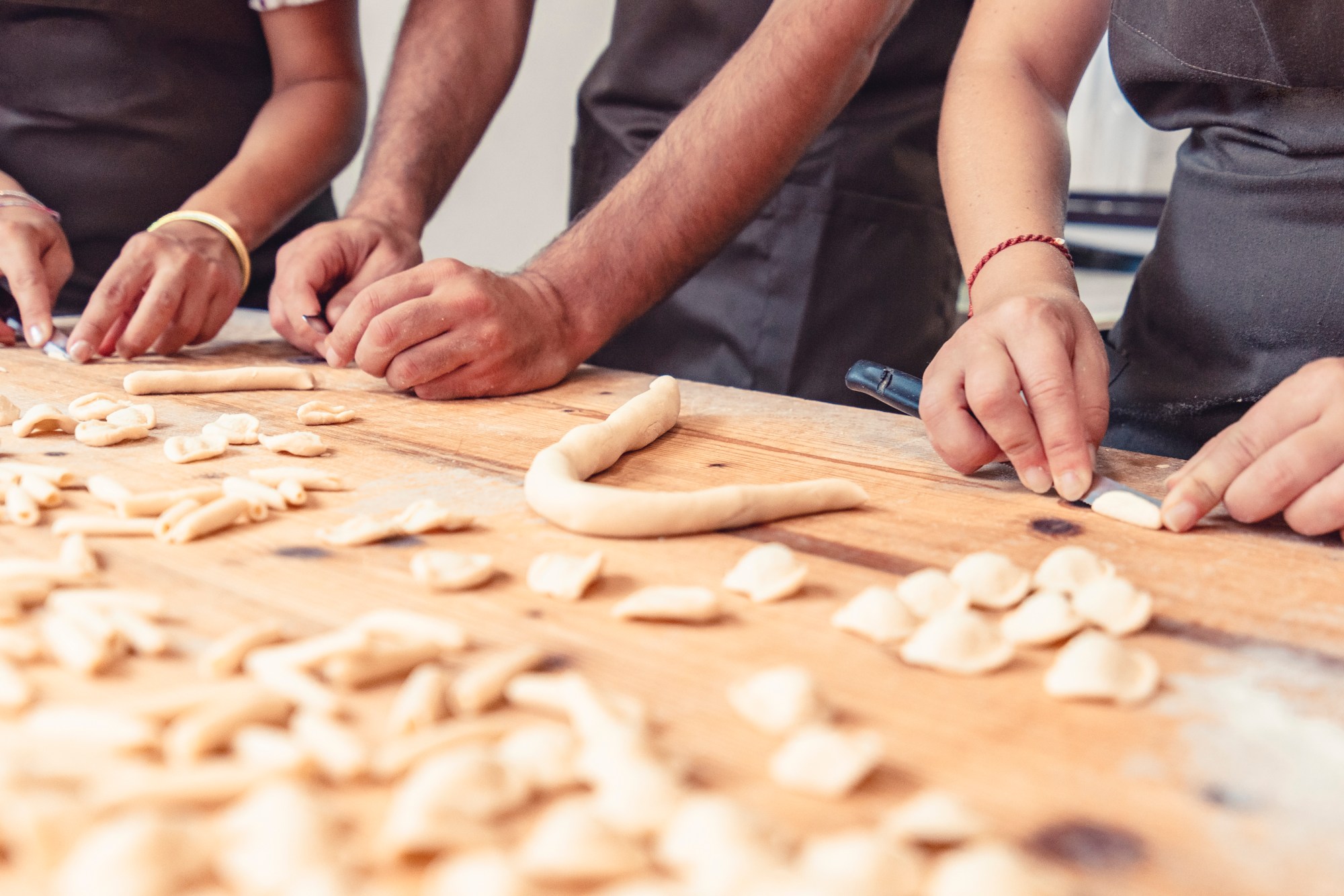 AuthenticPugliaTours Rolling pasta